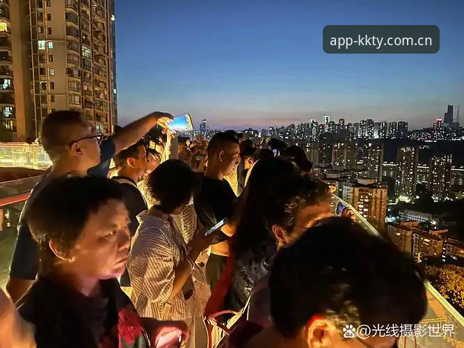 深夜狂欢背后的技术视角：格拉利什与皮克福德的“场外动态”实用分析指南